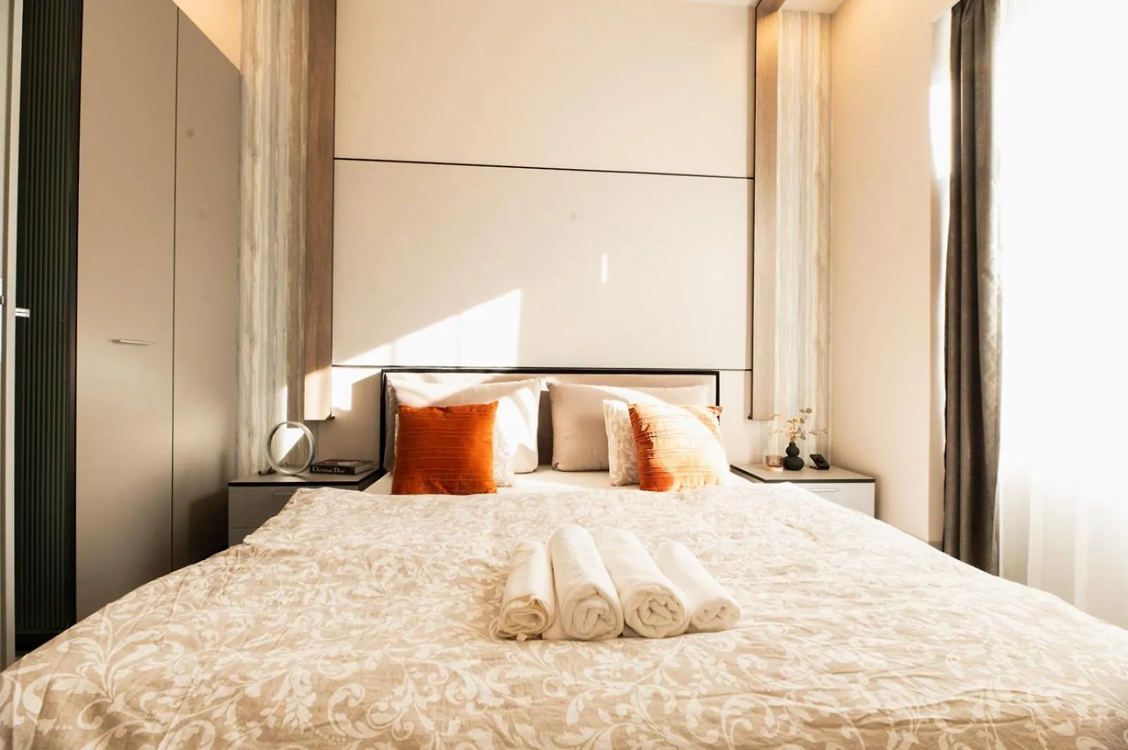 Luxurious Grand Deco Suite On The St Stephen Road Budapest 0*,